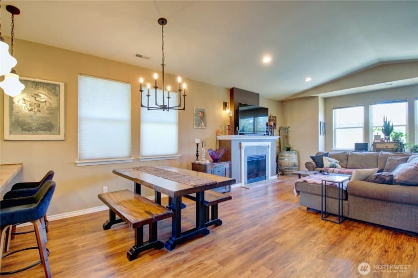 Property photo for 1078 Vail Lane, Burlington photo 19