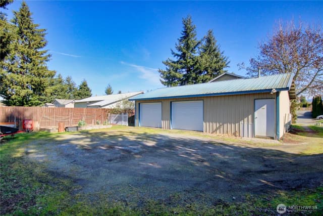 Property photo for 1078 Vail Lane, Burlington photo 5