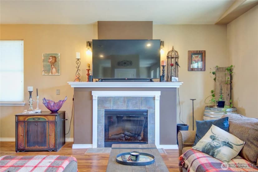 Property photo for 1078 Vail Lane, Burlington photo 16