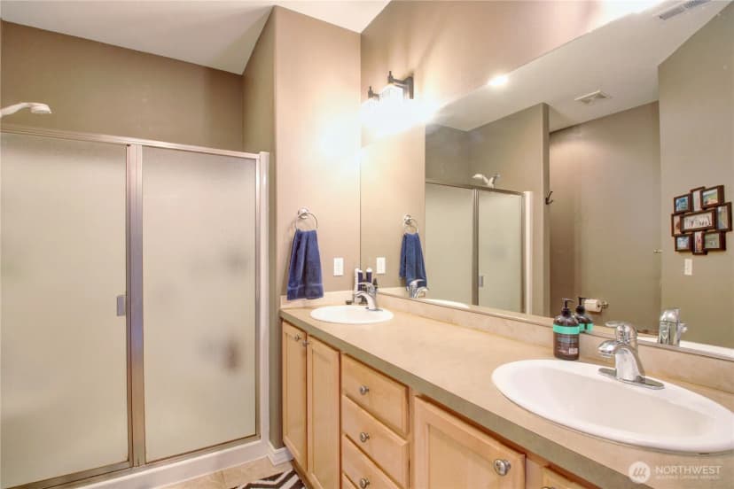 Property photo for 1078 Vail Lane, Burlington photo 33