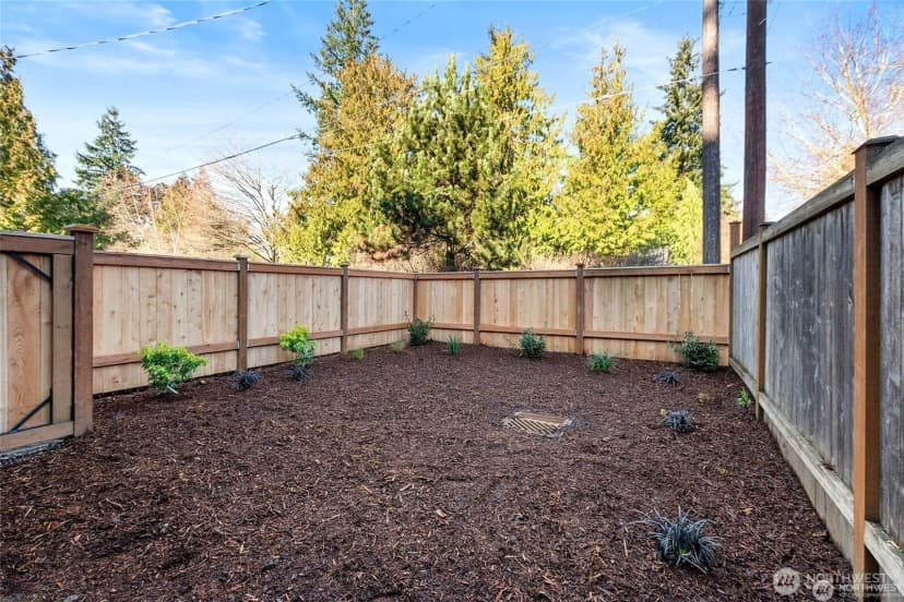 Property photo for 1709 Ne 117th Street, Seattle photo 34
