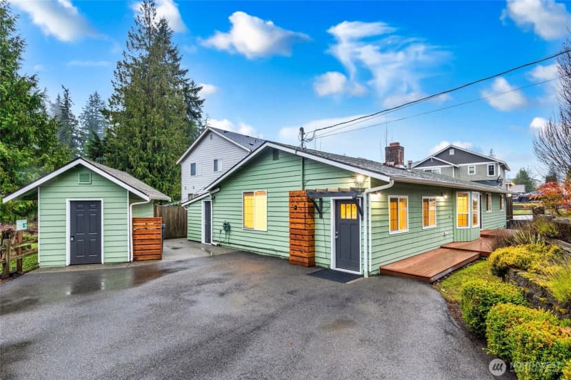 Property photo for 12432 27th Place W #2, Everett photo 4