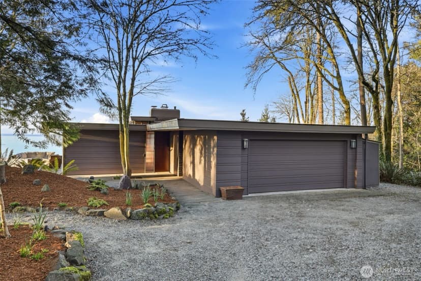 Property photo for 2103 Steilacoom Boulevard, Steilacoom photo 14