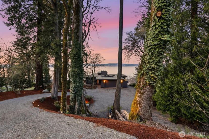 Property photo for 2103 Steilacoom Boulevard, Steilacoom photo 5