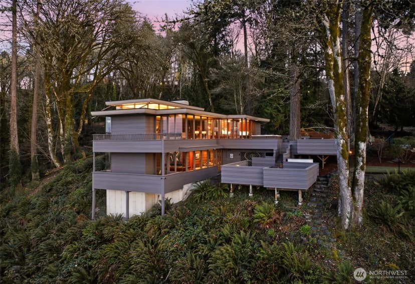 Property photo for 2103 Steilacoom Boulevard, Steilacoom photo 2