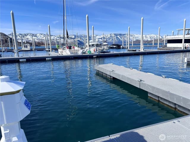 Property photo for 1350 W Woodin Ave #c22, Chelan photo 4