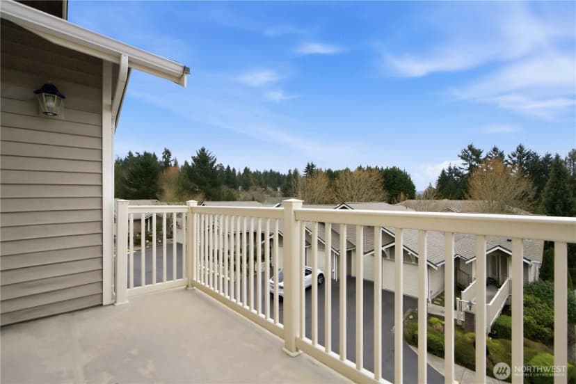 Property photo for 18676 Ne 56th Court, Redmond photo 22