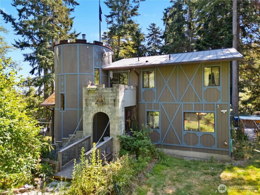 Property photo for 671 Edmonds Road, Coupeville photo 40