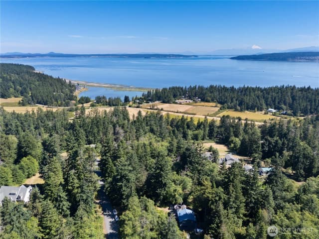 Property photo for 671 Edmonds Road, Coupeville photo 3