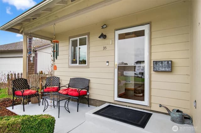 Property photo for 35 Glen Lane, Cathlamet photo 3
