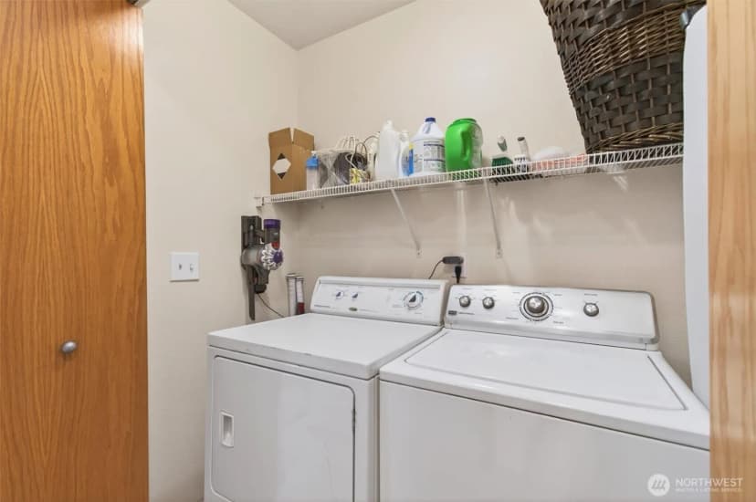 Property photo for 35 Glen Lane, Cathlamet photo 16