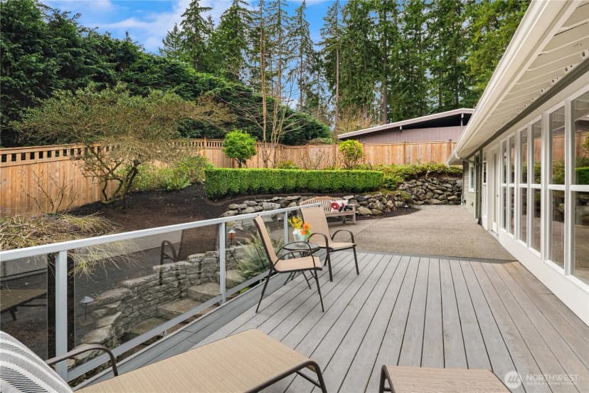 Property photo for 10617 Se 18th Street, Bellevue photo 33