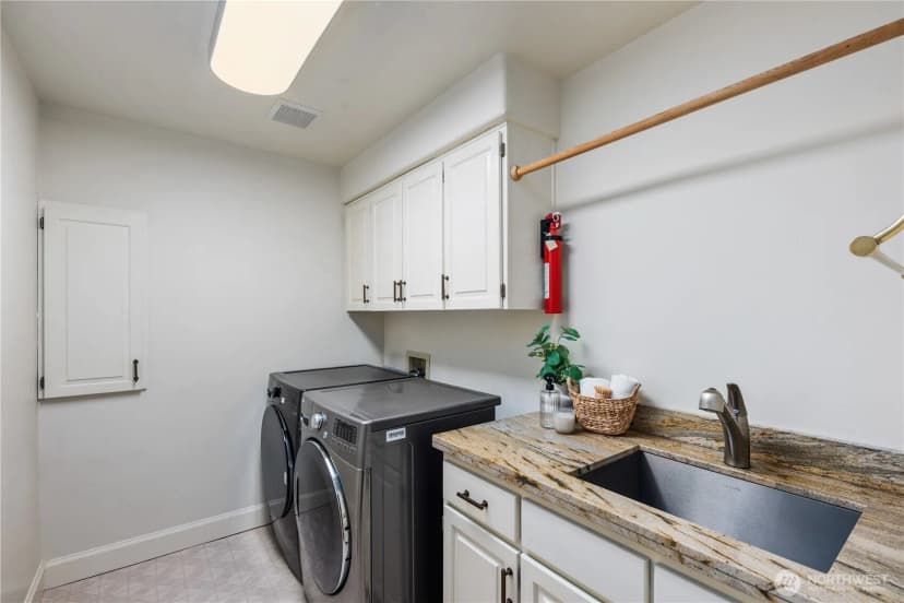 Property photo for 4601 Ne 89th Street, Seattle photo 31