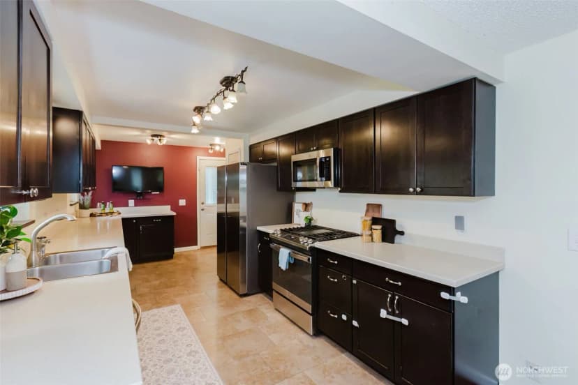 Property photo for 1820 Rustic Lane, Bremerton photo 8