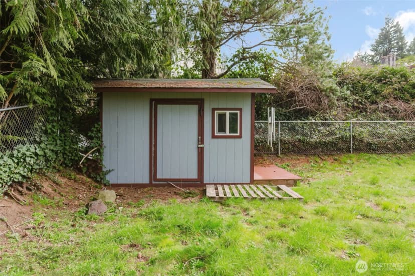 Property photo for 1820 Rustic Lane, Bremerton photo 33