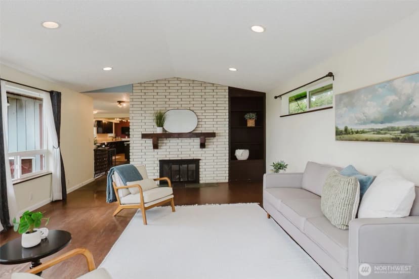 Property photo for 1820 Rustic Lane, Bremerton photo 4