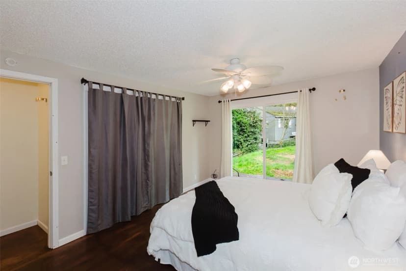 Property photo for 1820 Rustic Lane, Bremerton photo 16