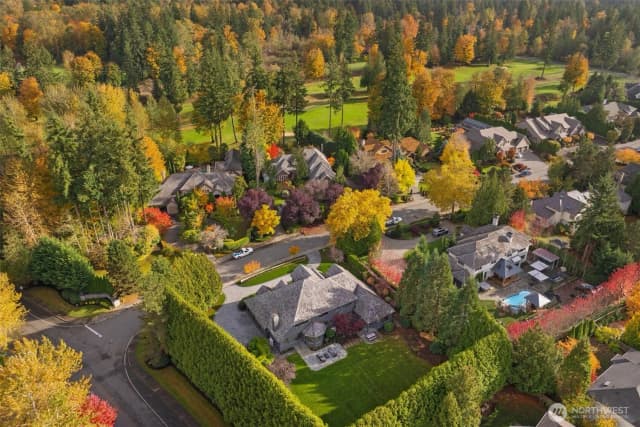 Property photo for 105 Windsor Drive Se, Sammamish