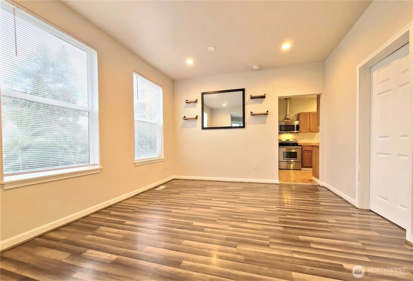 Property photo for 3418 Wetmore Avenue, Everett photo 4