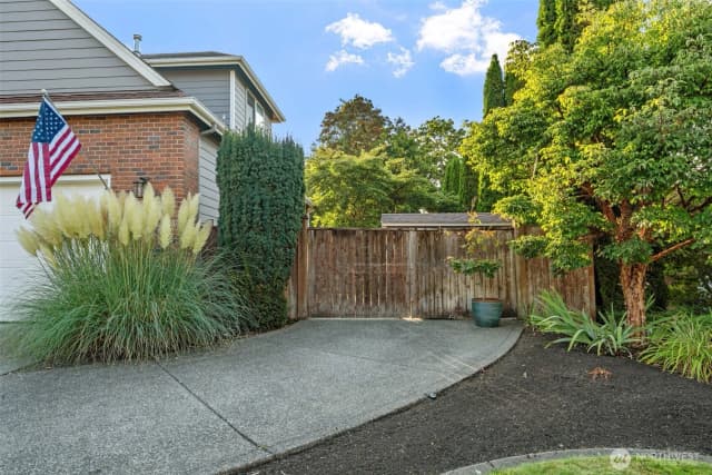 Property photo for 1702 109th Avenue Ct E, Edgewood photo 3