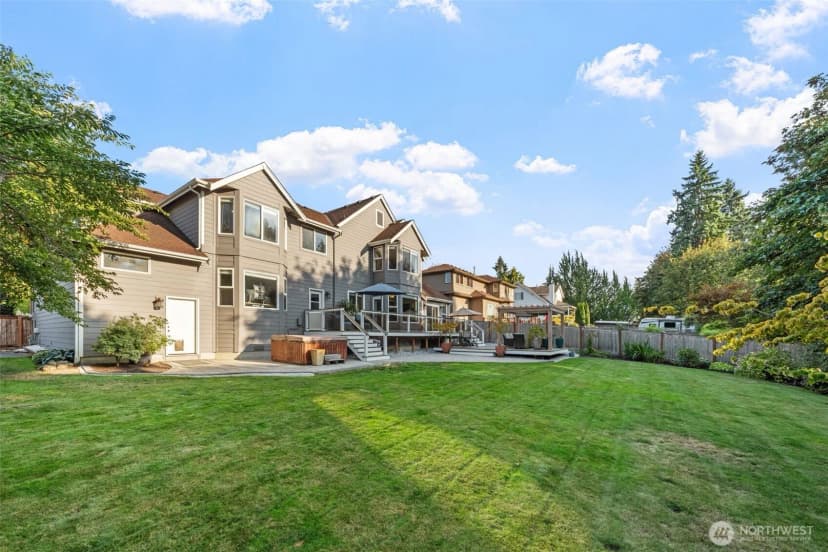 Property photo for 1702 109th Avenue Ct E, Edgewood photo 6