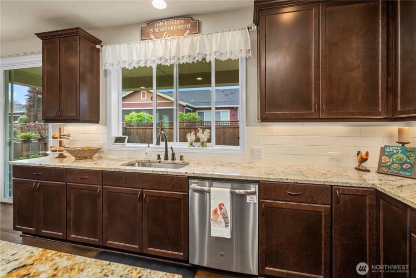 Property photo for 18937 146th Street E, Bonney Lake photo 11
