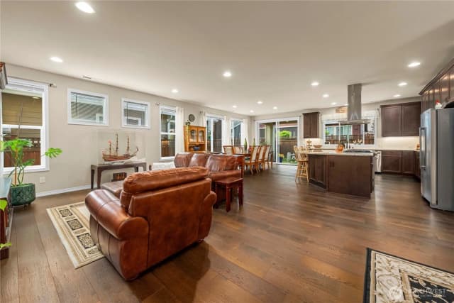 Property photo for 18937 146th Street E, Bonney Lake photo 3