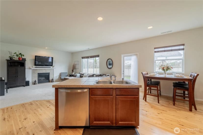Property photo for 14025 5th Place W, Everett photo 19