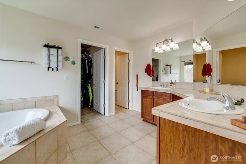 Property photo for 14025 5th Place W, Everett photo 35