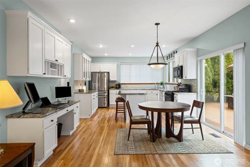 Property photo for 22116 99th Place S, Kent photo 8