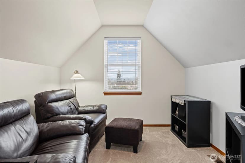 Property photo for 22116 99th Place S, Kent photo 26