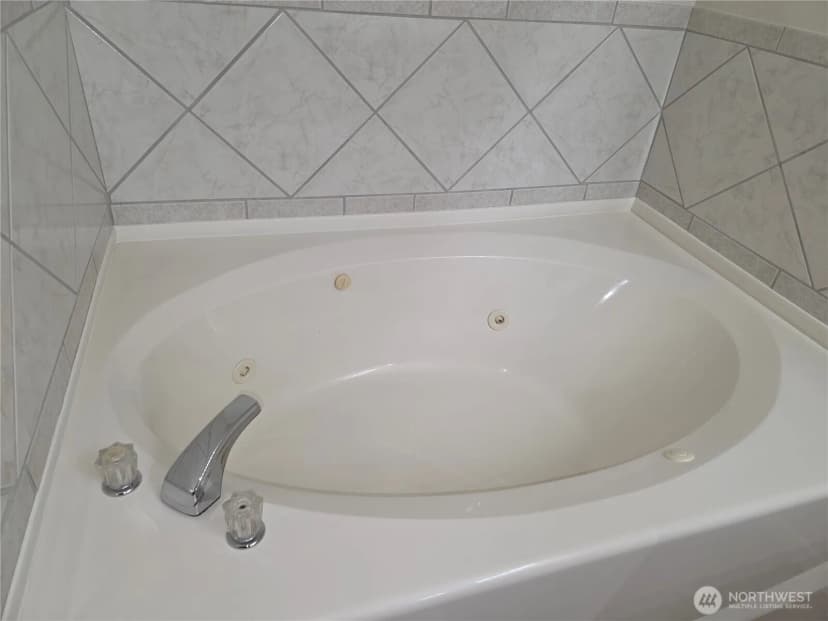 Property photo for 24006 222nd Avenue Se #16, Maple Valley photo 12