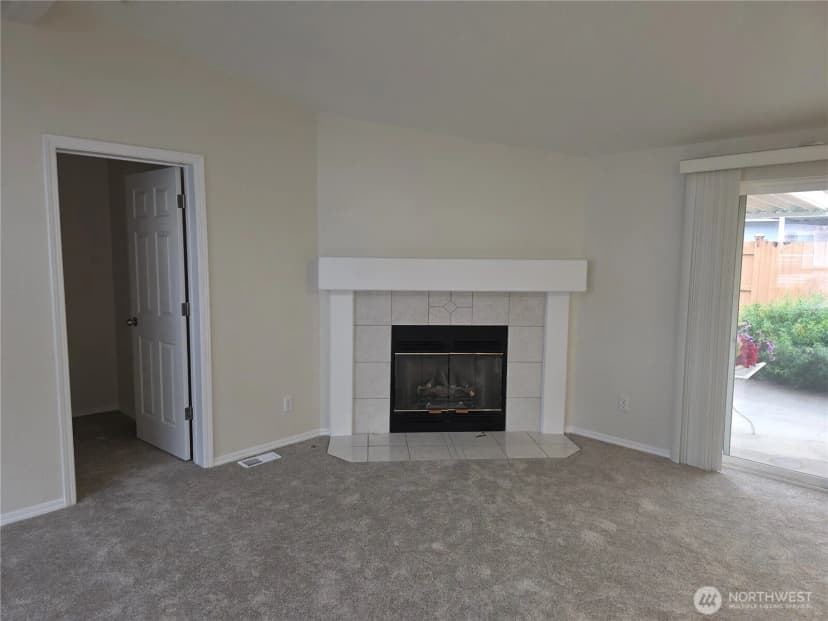 Property photo for 24006 222nd Avenue Se #16, Maple Valley photo 6