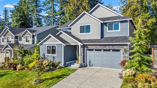 Property photo for 7242 Sinclair Avenue, Gig Harbor photo 2
