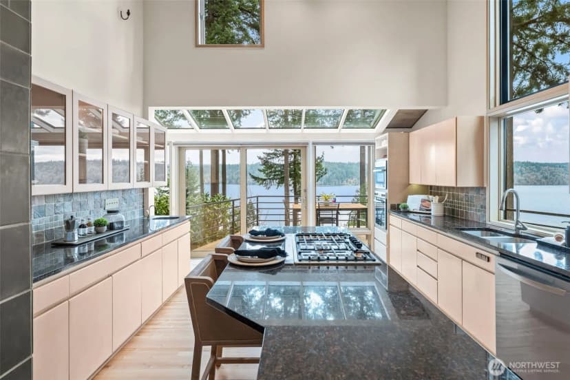 Property photo for 406 123rd Street Ct Nw, Gig Harbor photo 5