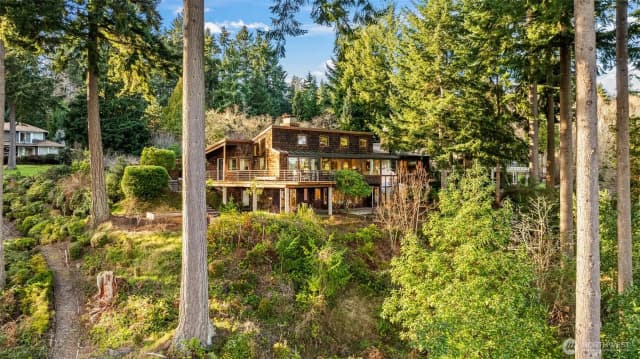Property photo for 406 123rd Street Ct Nw, Gig Harbor photo 2