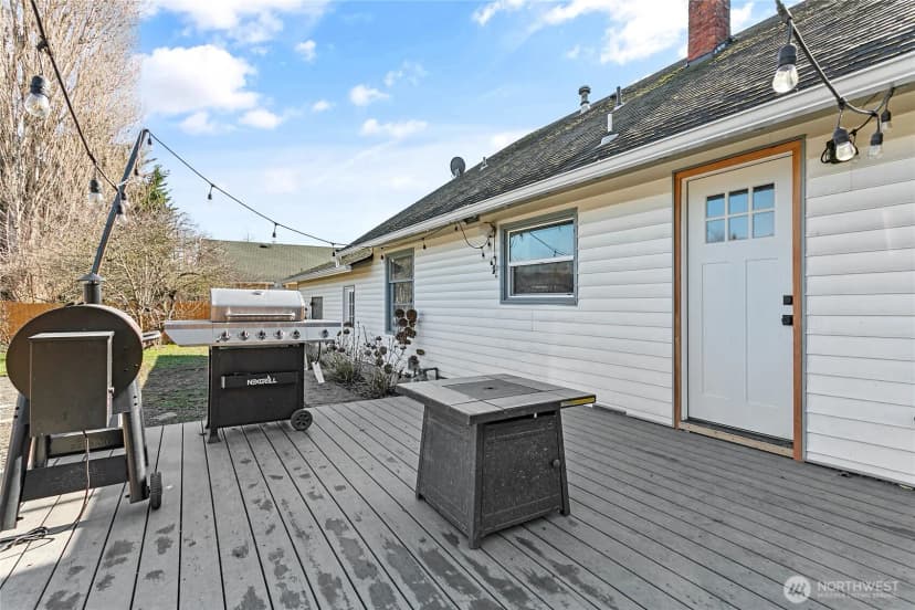 Property photo for 208 Harrison Street, Sumas photo 33