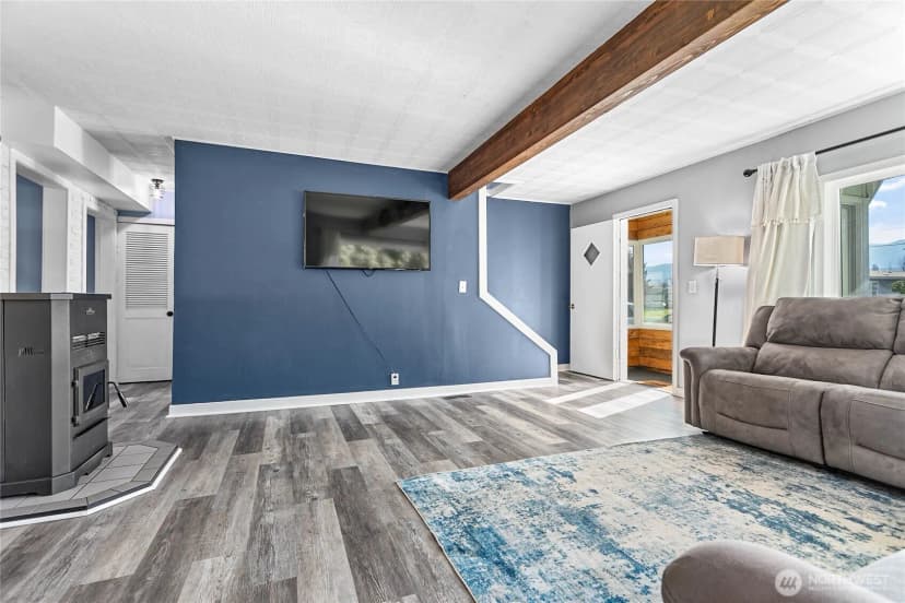 Property photo for 208 Harrison Street, Sumas photo 4