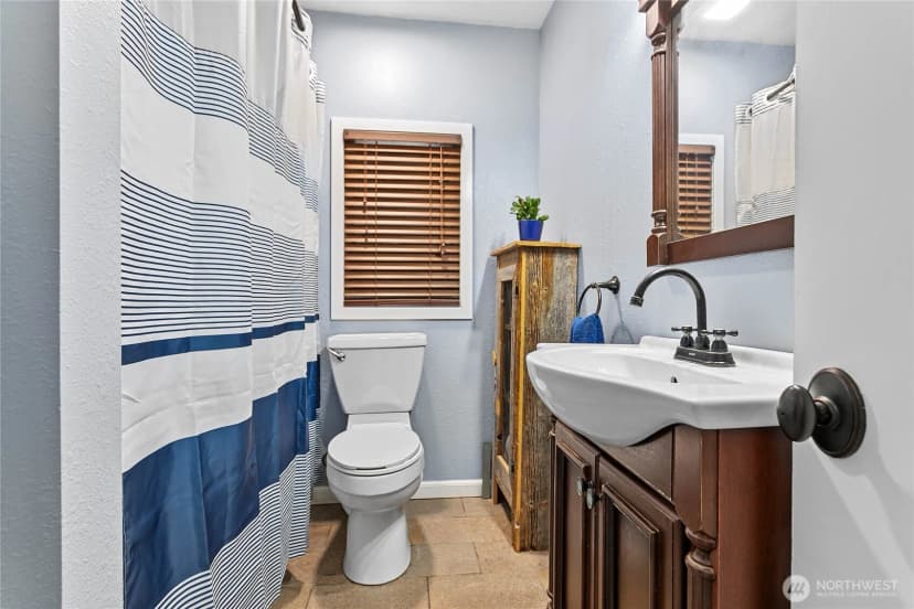 Property photo for 208 Harrison Street, Sumas photo 18