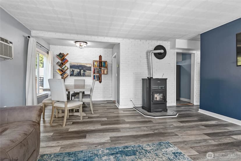 Property photo for 208 Harrison Street, Sumas photo 5