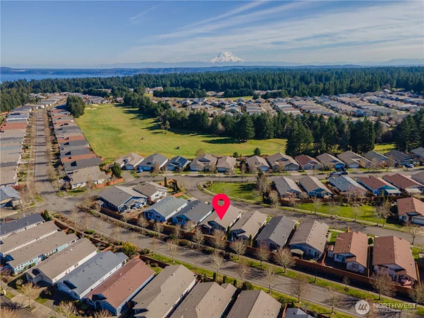 Property photo for 4957 Bend Drive Ne, Lacey photo 4