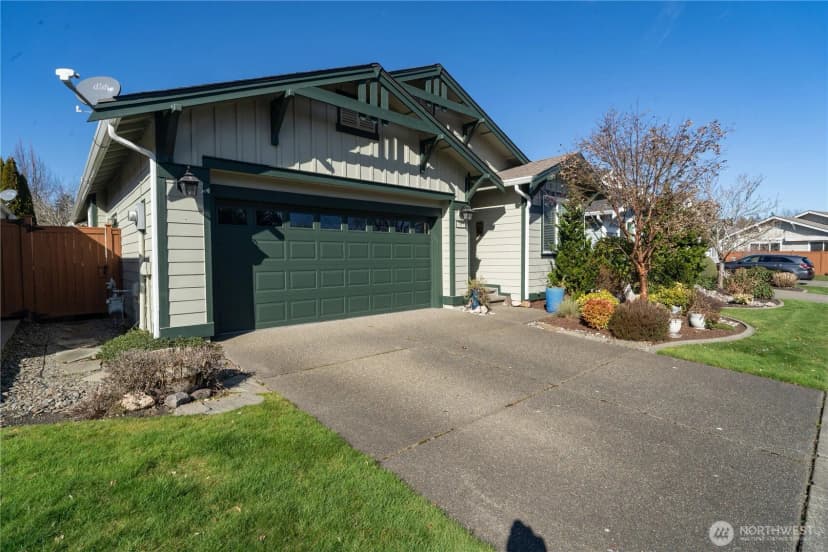 Property photo for 4957 Bend Drive Ne, Lacey photo 2