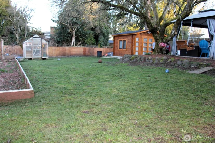 Property photo for 12020 79th Avenue S, Seattle photo 6