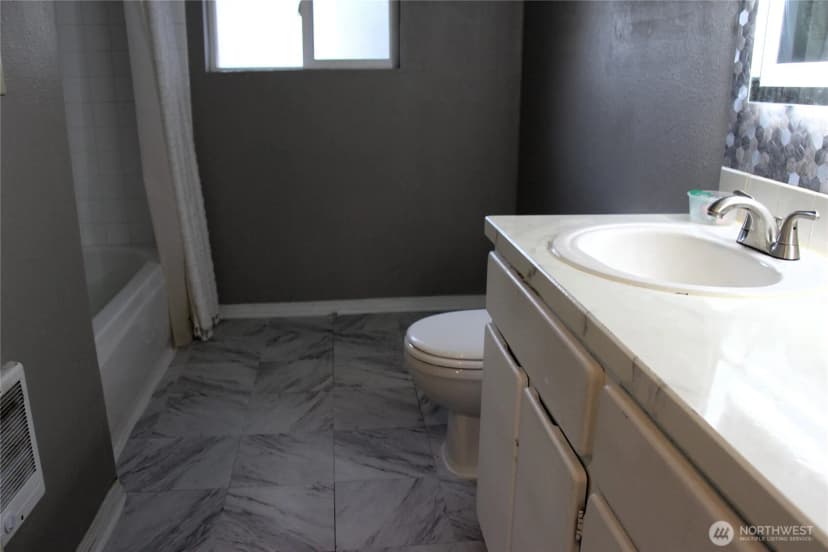 Property photo for 12020 79th Avenue S, Seattle photo 8