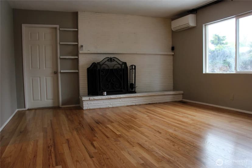 Property photo for 12020 79th Avenue S, Seattle photo 18