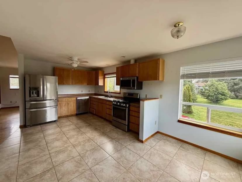 Property photo for 27 Ocosta Sixth Street, Aberdeen photo 11