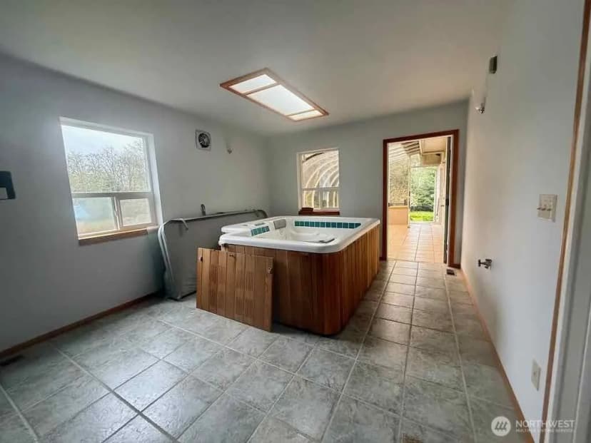 Property photo for 27 Ocosta Sixth Street, Aberdeen photo 24