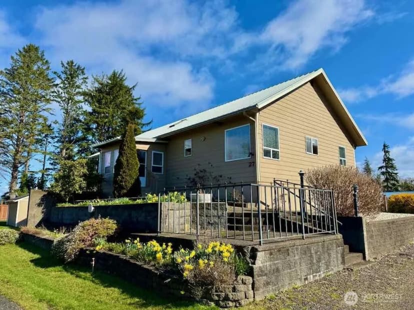 Property photo for 27 Ocosta Sixth Street, Aberdeen photo 4