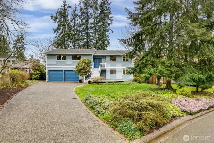 Property photo for 8712 53rd Place W, Mukilteo photo 2