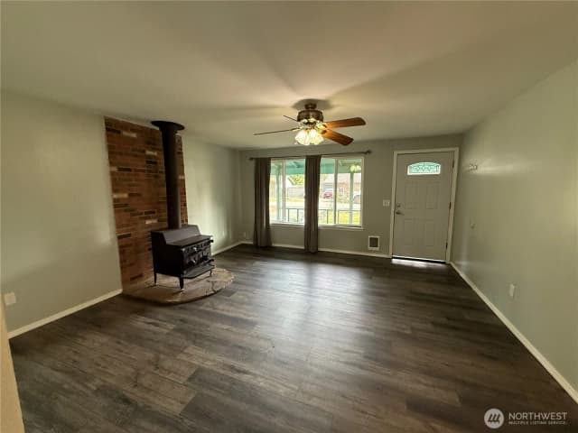 Property photo for 11524 Butler Avenue Sw, Port Orchard photo 5